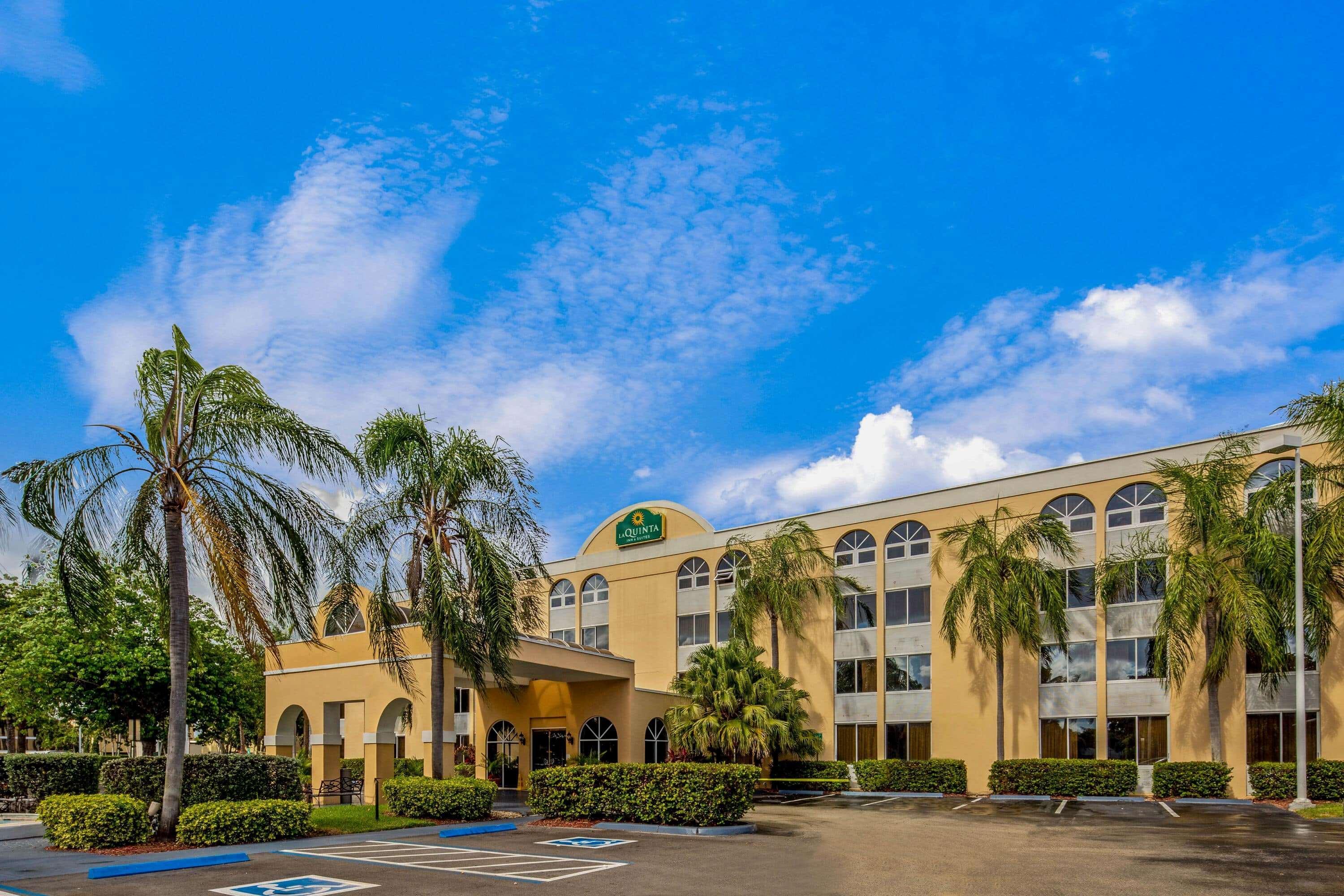 La Quinta By Wyndham Маями Лейкс Екстериор снимка
